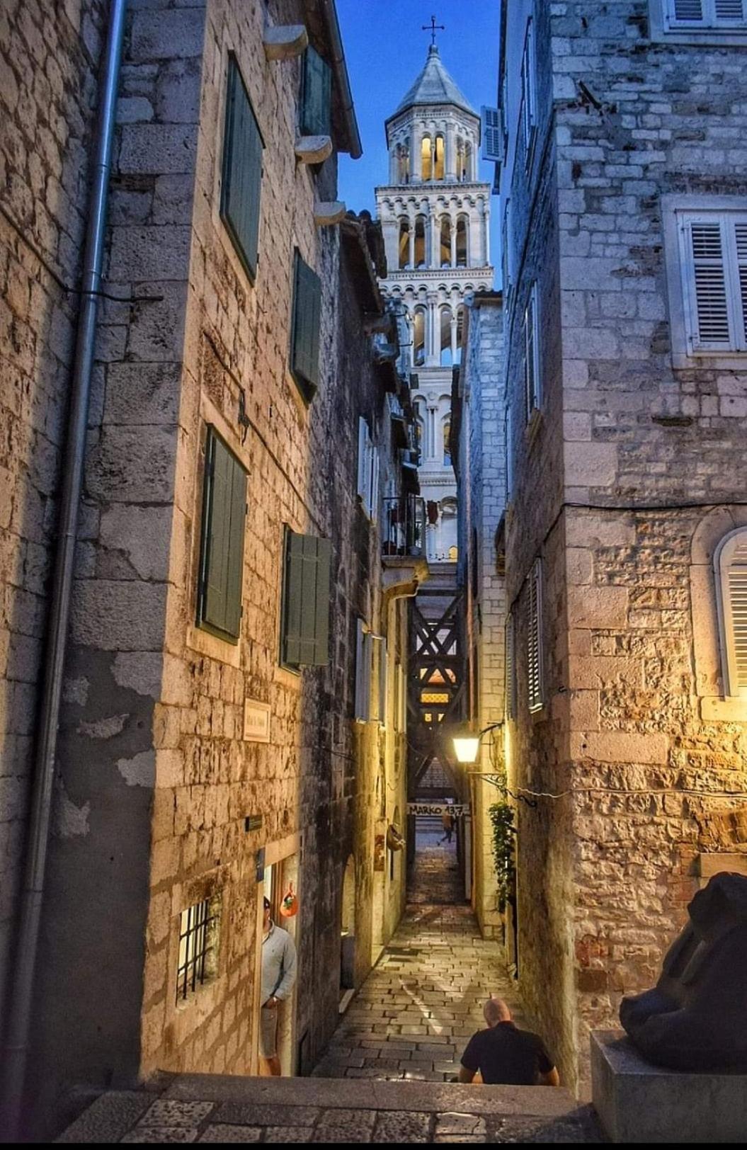 Largo Apartment In The Heart Of Diocletian Palace スプリト エクステリア 写真
