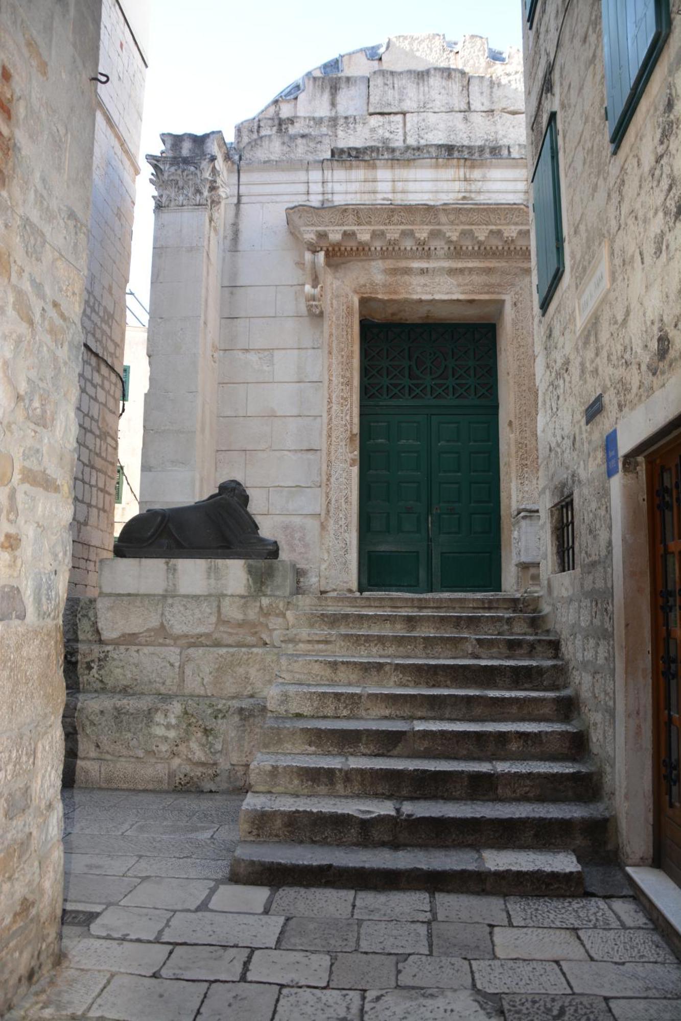 Largo Apartment In The Heart Of Diocletian Palace スプリト エクステリア 写真