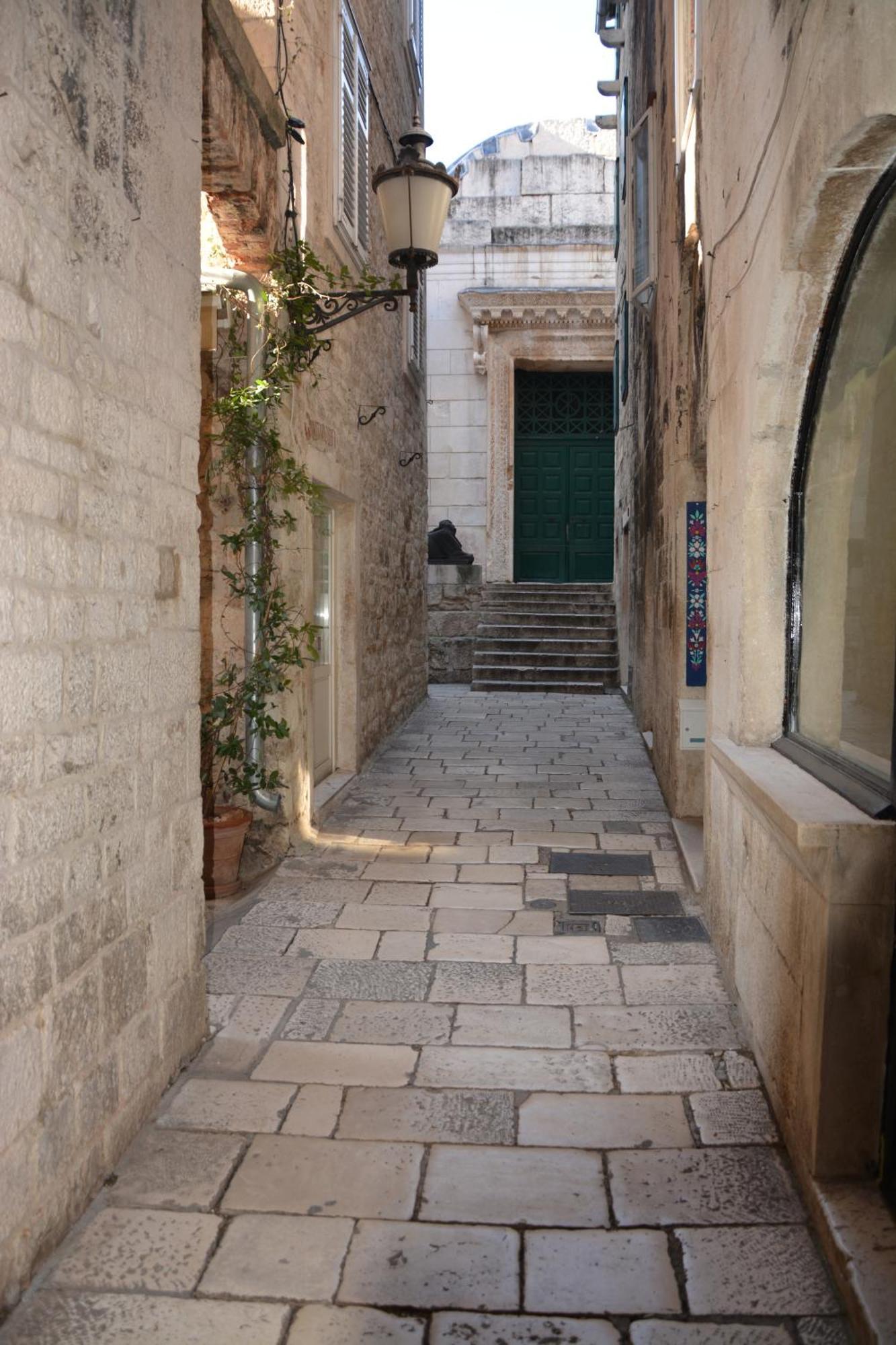 Largo Apartment In The Heart Of Diocletian Palace スプリト エクステリア 写真