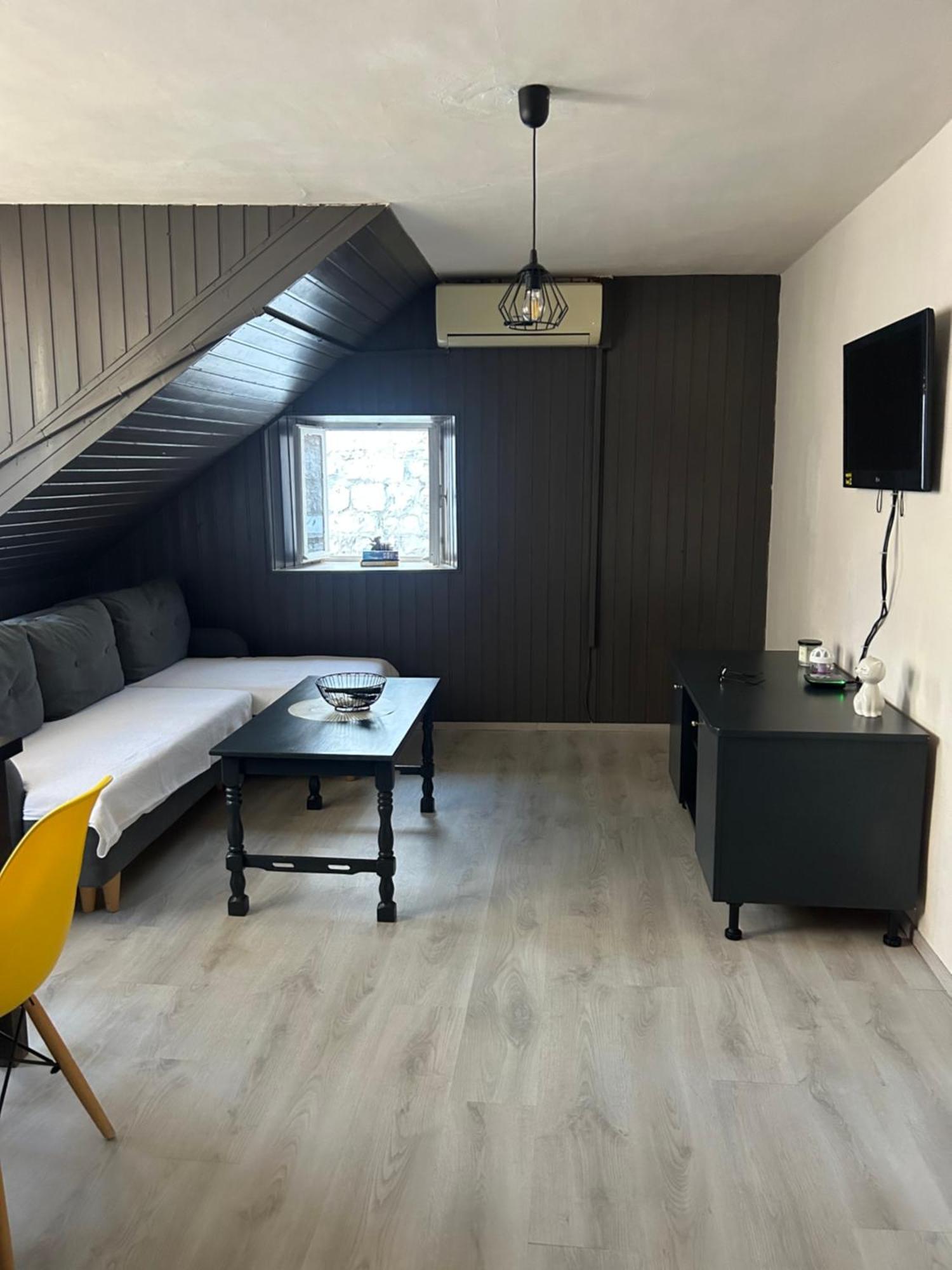 Largo Apartment In The Heart Of Diocletian Palace スプリト エクステリア 写真